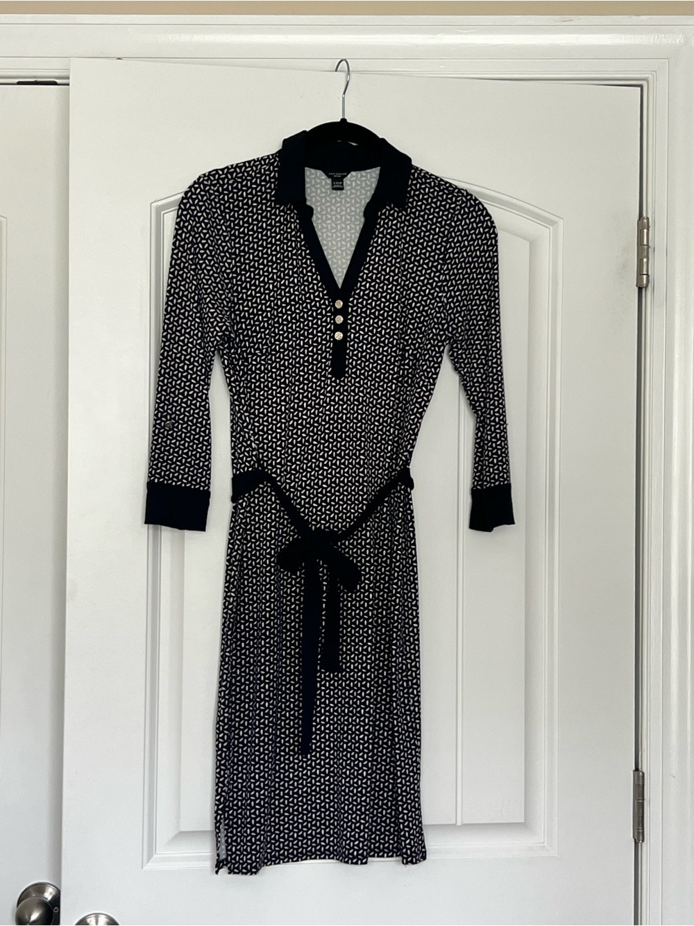 Ann Taylor Black and White Long-Sleeve Shirtdress with Self Tie Belt Size XXSP